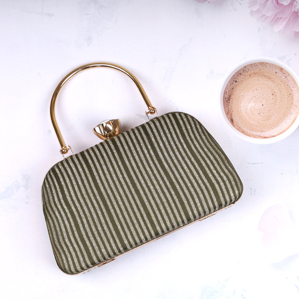 GleamGather Clutch By Woomenly